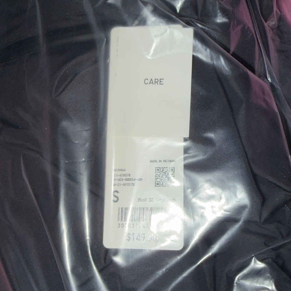 ‼️NEW Uniqlo Seamless Black Puffer Down Short Jacket Coat - Picture 4 of 5